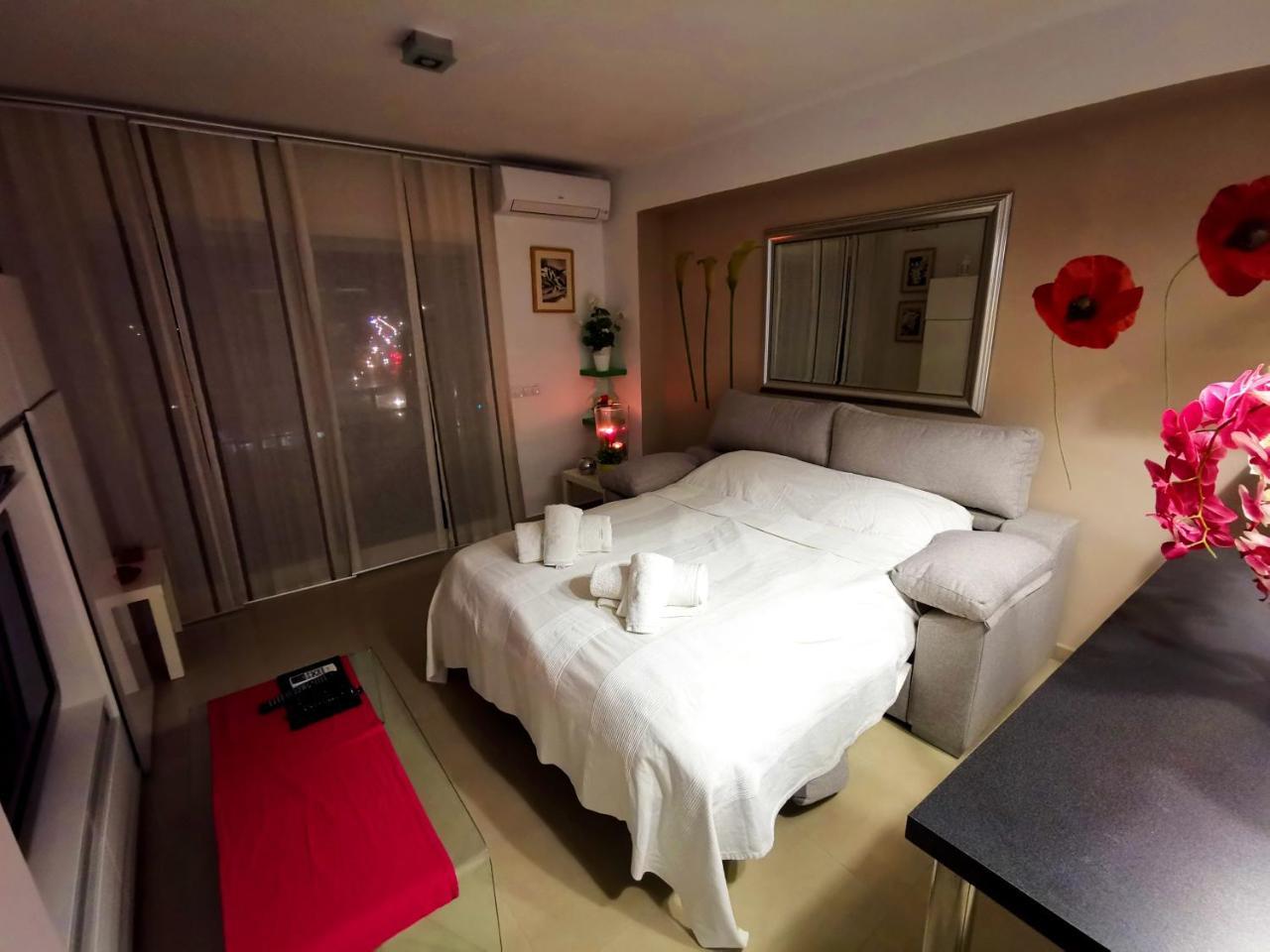 Apartamento Carihuela Torremolinos Luaran gambar