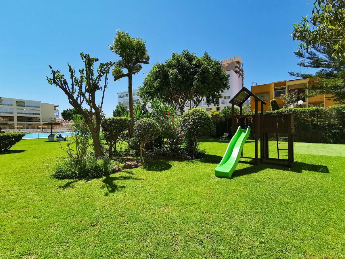 Apartamento Carihuela Torremolinos Luaran gambar